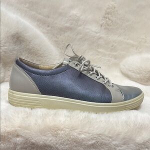 Ecco Women's Wide Width golf shoes